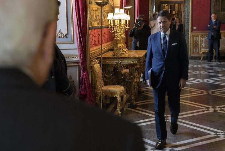 Governo: oggi Conte si dimette. Prima il Cdm, poi al Colle da Mattarella