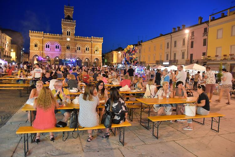 Notti d'estate alla Fiera di Piazza Spagna