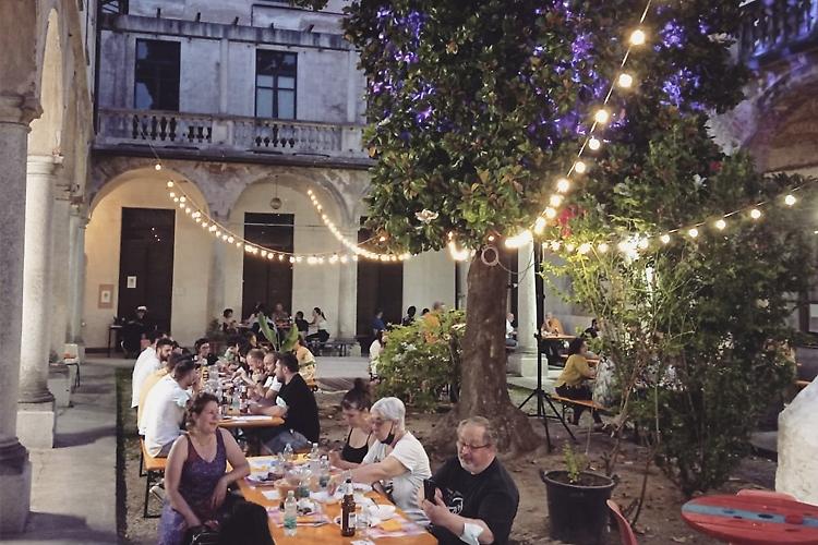 Aperitivo e concerto con Edwyn Roberts e Chicos de Provincia