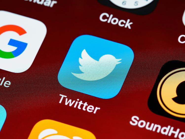 Malato di Sla posta il primo Tweet col pensiero
