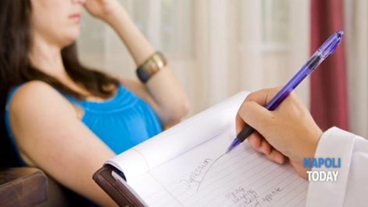 Italiani stressati? Dopo il bonus psicologo del Governo, in Lombardia arriva lo psicologo di base