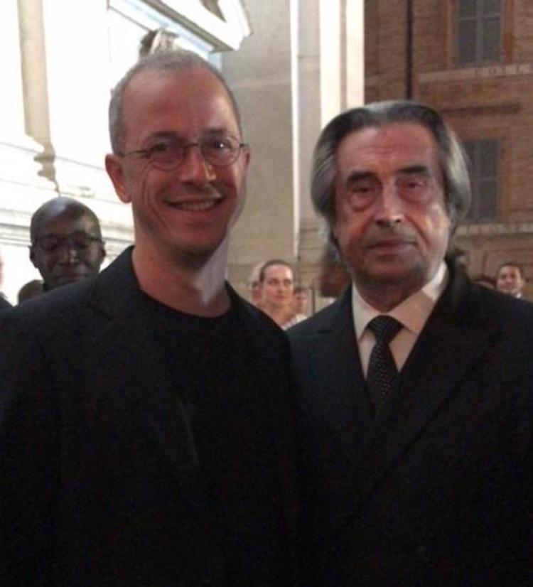 Il direttore Greco con Muti e il Coro di Kiev