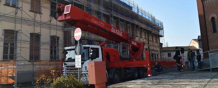 Il Carnevale &lsquo;smantella&rsquo; il cantiere